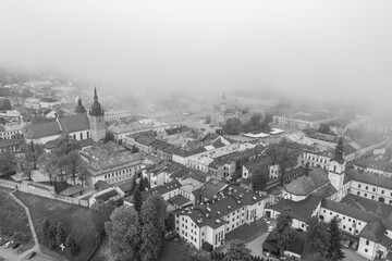 Nowy Sącz, centrum miasta, widok z powietrza. © Maciej G. Szling
