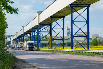 Kolejka ciężarówek do kopalni Bogdanka, Lubelskie © Adam Sadlak