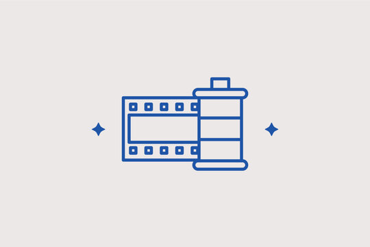 35mm film reel line icon for classic cinema history and analog movie production. Traditional vector illustration for film archives and cinematography blogs.