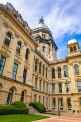 Obraz premium Illinois State Capitol in Spring in Springfield Illinois