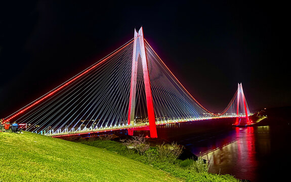 A night view from the Yavuz Sultan Selim Bridge in Istanbul, Turkey.