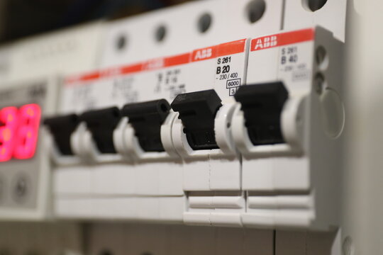 Automatic circuit breakers for protection against voltage drops in the apartment (inscriptions in Ukrainian)