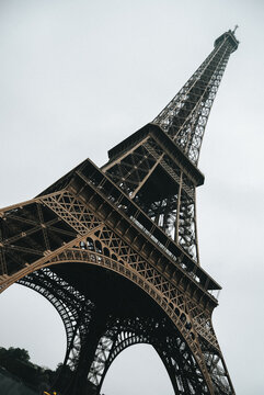 Eiffel Tower architectural marvel in Paris cityscape