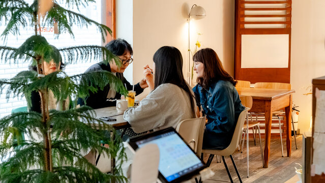Relaxed coffee shop scene in South Korea