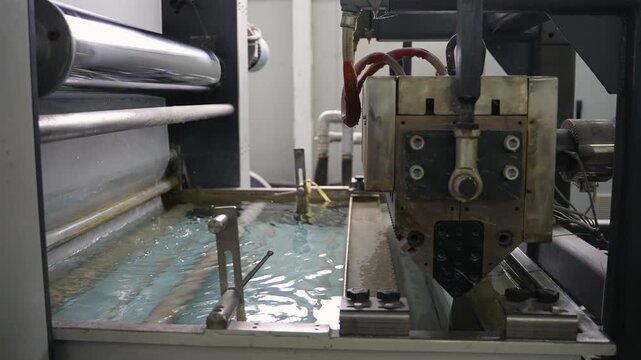 Polypropylene extrusion machine manufacturing plastic sheet