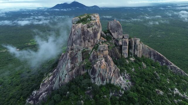 SERROTE DOS PICOS EM SANTA QUIT&Eacute;RIA