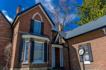 Obraz premium Various views of Port hoe, Ontario, Canada including library, archives, streets, bridges, waterfront, schools and cenotaphs.