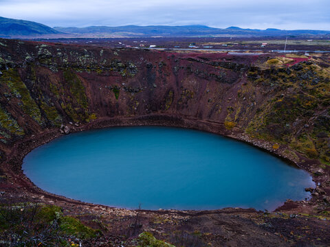 Keri&Atilde;&deg; crater lake