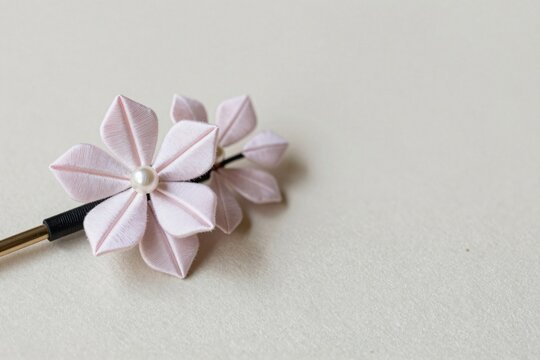 Japanese kanzashi hair ornament with tsumami zaiku pinched silk