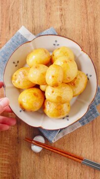 新じゃがの煮っ転がし 皮付きのまま甘辛く煮た春の副菜