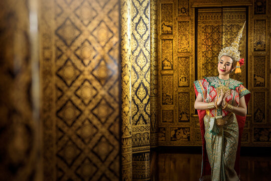 Traditional Thai Khon Dance Performance in Bangkok,Thailand