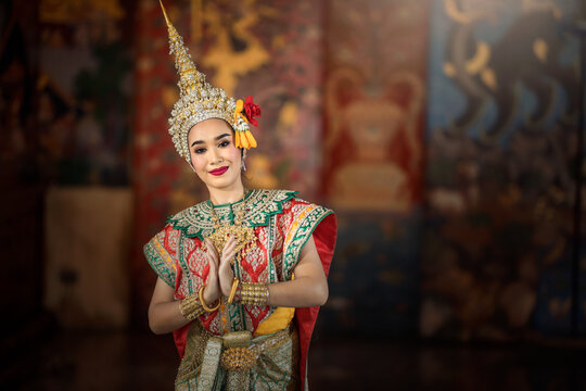 Traditional Thai Khon Dance Performance in Bangkok,Thailand