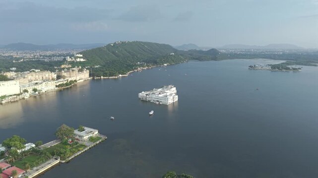 Aerial view of City Palace and Lake Pichola in Udaipur Rajasthan India