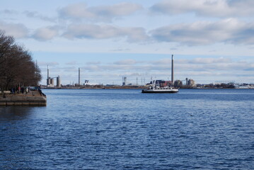 Obraz premium Ship on the Lake Ontario
