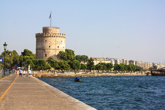 Thessaloniki White tower of thessaloniki greece