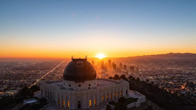Time lapse captures the sunrise over the Griffith Observatory and the Los Angeles skyline at dawn