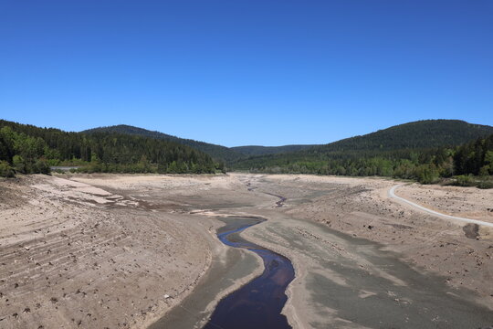 Schwarzenbach Dam completely drained
