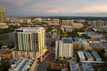 Fototapeta premium View of downtown St. Petersburg, Florida, USA. Urban skyline with high-rise buildings in vibrant American city.