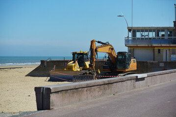 Plage et matériel de chantier © Anthony SEJOURNE