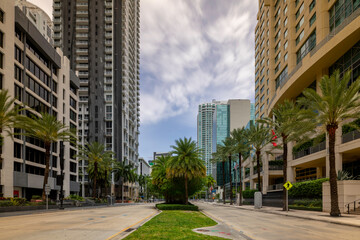 Obraz premium Long exposure photo middle of Brickell Avenue Miami 2026