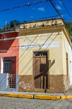 Old home in Paraibuna S&atilde;o Paulo 