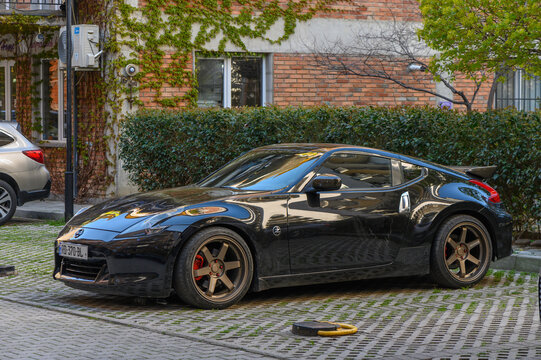 この写真 370Z Images – Browse 257 Stock Photos, Vectors, and Video | Adobe