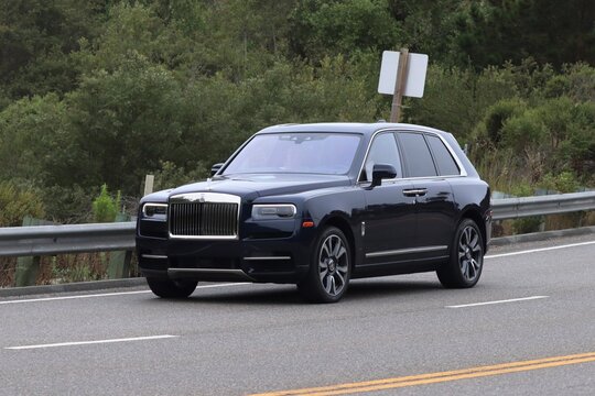 Rolls-Royce Cullinan Luxury Car