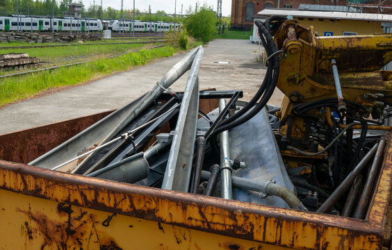 Container with scrap metal for the recycling center