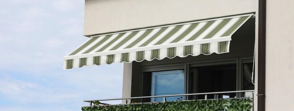 Close up outdoor automatic sliding canopy retractable roof system, patio awning for sunshade