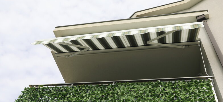 Close up outdoor automatic sliding canopy retractable roof system, patio awning for sunshade
