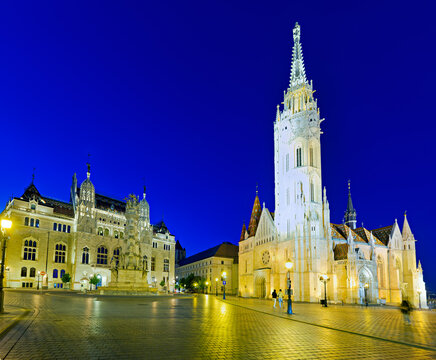 Budapest's Matthias Church at sunset