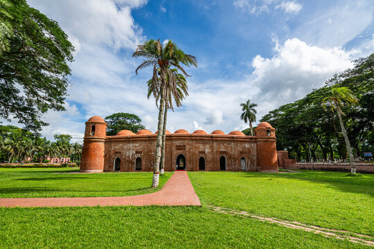 Visit to Sixty Dome Mosque in Bhagerat reveals architectural beauty and historical significance in Bangladesh
