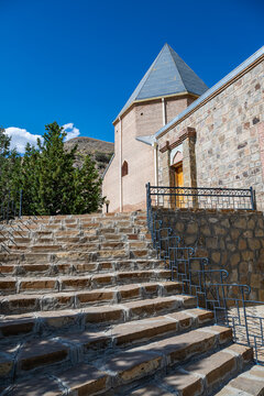 Exploring the steps leading to Sheikh Khorasan mausoleum in Azerbaijan under clear blue skies