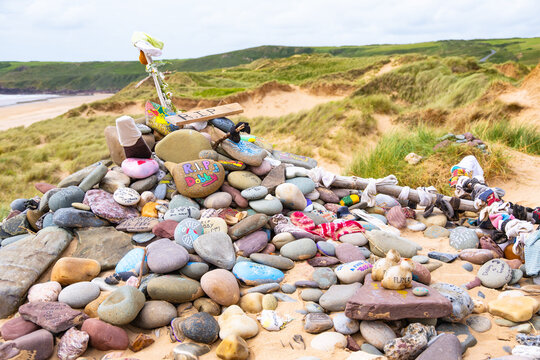 Memorial to Dobby the House Elf on Freshwater West beach in Pembrokeshire, Wales, marking an iconic scene from a well-known story