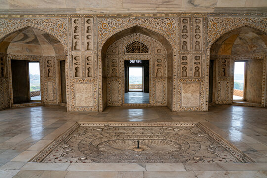 Khas Mahal central pavilion features stone reliefs and marble floor at Agra Fort in Uttar Pradesh, India