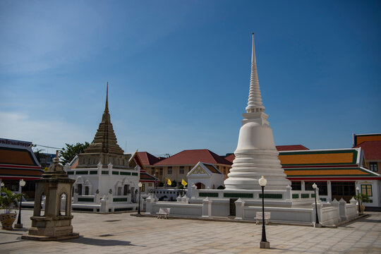 THAILAND BANGKOK WAT KALAYANAMIT WORAMAHAWIHAN