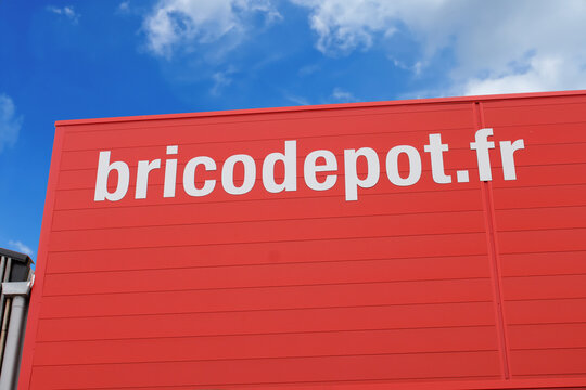 Logo, enseigne Brico D&eacute;p&ocirc;t