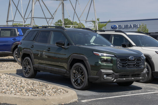 Subaru Outback Limited Midsize SUV at a dealership. Subaru offers the Outback with a 2.4L Turbo BOXER engine. MY:2026