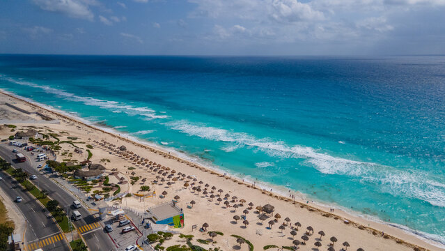 VISTA AEREA DE CANCUN ,CARIBE MEXICANO