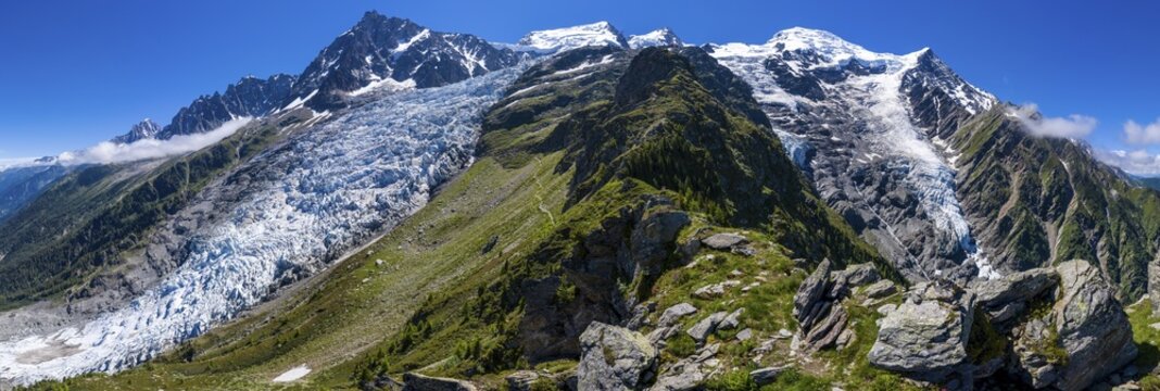 Alpine panorama, 360&deg; panorama, mountain landscape, glacier Glacier de Taconnaz and Glacier des Bossons, view from the hike La Jonction, mountain peaks Aiguille Verte, Aiguille du Midi and Mont Blanc, Chamonix, Haute-Savoie, France