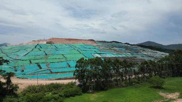 Aterro Sanit&aacute;rio Centro de Gerenciamento de Res&iacute;duos Bigua&ccedil;u Lix&atilde;o Lixo