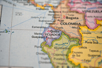 Obraz premium Soft Blurred World Map Focus on Quito with Defocused Background