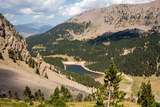 El Ib&oacute;n de Plan (1.910 m), es un lago de origen glacial en el Valle de Chistau, Parque Natural Posets-Maladeta, provincia de Huesca, Aragon, Espa&ntilde;a