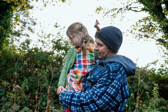 Family walks in nature, Co. Kildare with horses and 7 children