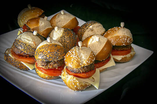 mini hamburgers