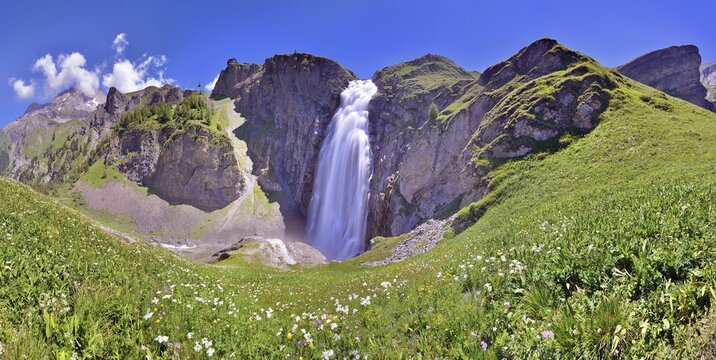 Waterfall, Engstligen Falls, Panorama, Engstligenalp, Adelboden, Bernese Oberland, Canton Bern, Switzerland