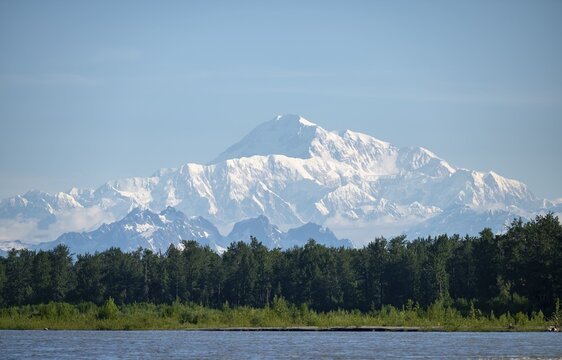 Mt Denali, Talkeetna River off the Alaska Range, Denali National Park, Alaska, USA
