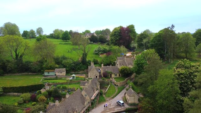 Bibury Meadow and Historic Cottages Cotswolds England 4K
