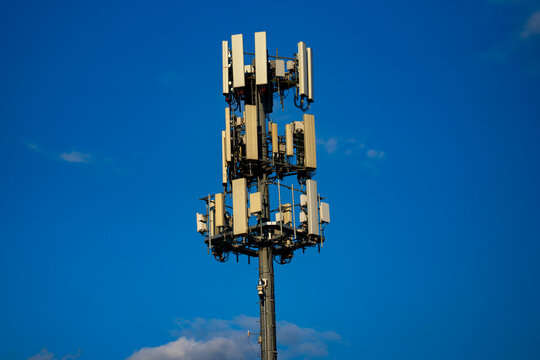Transmission sends digital data signal. Transmission supports wireless internet access. Signal transmission improves cellular connectivity. Radio transmission serves mobile networks.