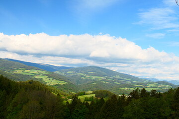Fototapeta premium Landschaft der Buckligen Welt - Wechselregion 